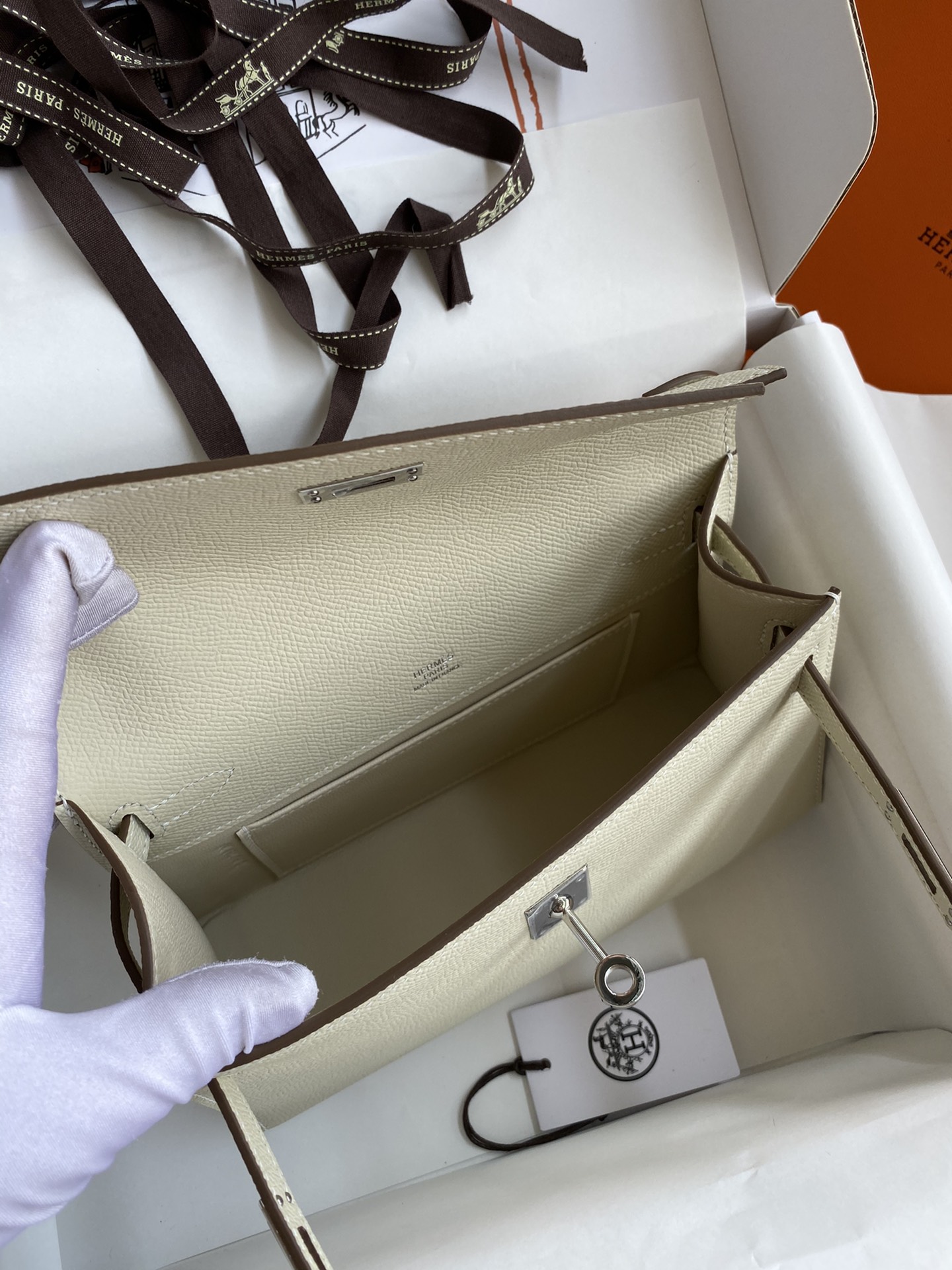 Hermes Mini Kelly Pochette 22cm Bag In White Epsom Leather